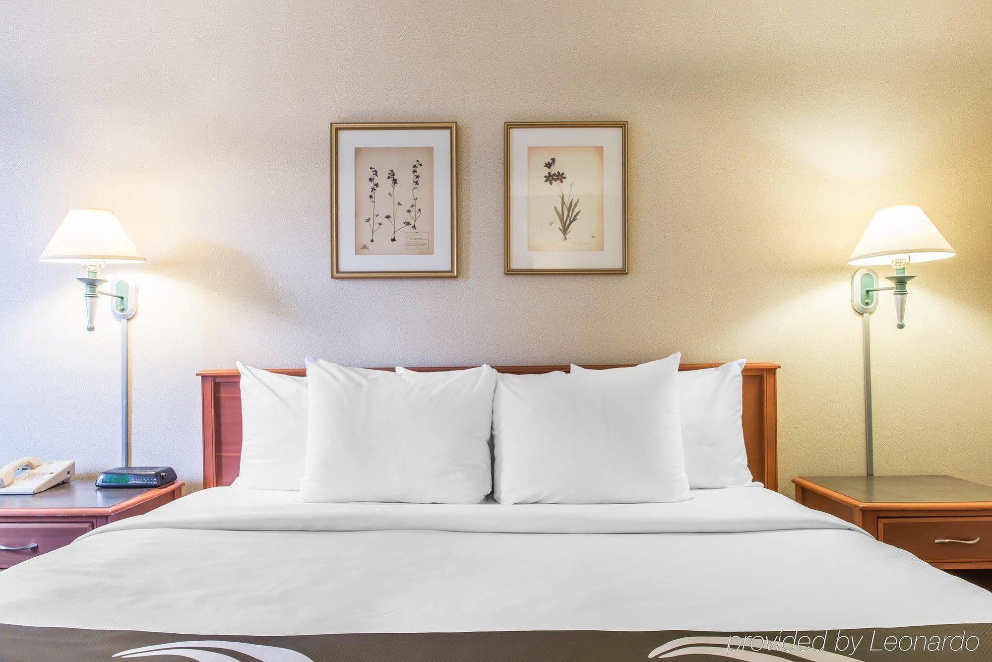 Quality Inn Hermitage Zewnętrze zdjęcie